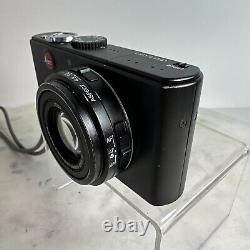 Leica D-LUX 3 10.0MP Digital Camera Black