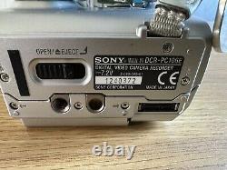 SONY HANDYCAM DCR-PC106E Digital Video Camera Mini DV Boxed VERY RARE