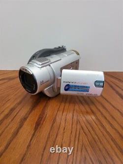 Sony DCR-DVD405 3MP DVD NTSC Handycam Camcorder 10x Optical Zoom Video Transfer