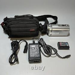 Sony DCR-SX45 2000x Digital Zoom Handycam Camcorder Silver- Tested Works Great