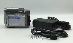 Sony NTSC MiniDV Digital Handycam Camcorder 10x Zoom Video Transfer (DCR-HC40)